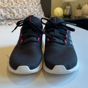 Women’s size 9 cloudfoam Adidas